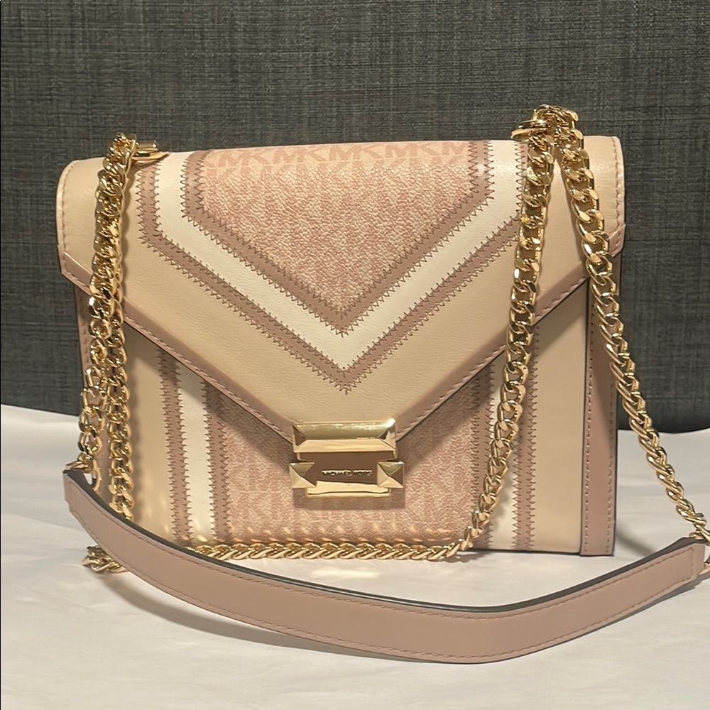 EUC MICHAEL KORS SATCHEL